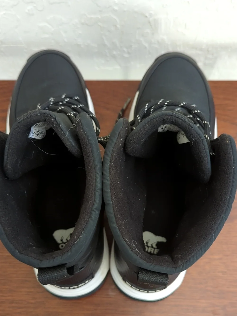 Sorel Whitney III Mid Waterproof Winter Boot in Black & Sea Salt Size 9
